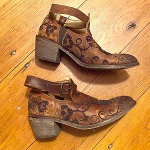 Free People Faryl Robin embroidered brown boots